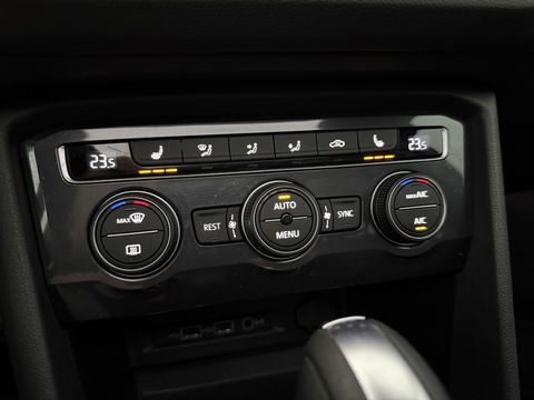 Volkswagen Tiguan Allspace 1.5 TSI R-Line 7p. | Pano | Massage | Virtual | Camera | Trekh. | Carplay | Adaptive Cruise | Keyless | NAP