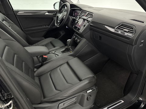 Volkswagen Tiguan Allspace 1.5 TSI R-Line 7p. | Pano | Massage | Virtual | Camera | Trekh. | Carplay | Adaptive Cruise | Keyless | NAP
