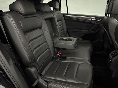 Volkswagen Tiguan Allspace 1.5 TSI R-Line 7p. | Pano | Massage | Virtual | Camera | Trekh. | Carplay | Adaptive Cruise | Keyless | NAP