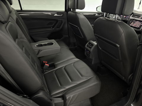 Volkswagen Tiguan Allspace 1.5 TSI R-Line 7p. | Pano | Massage | Virtual | Camera | Trekh. | Carplay | Adaptive Cruise | Keyless | NAP