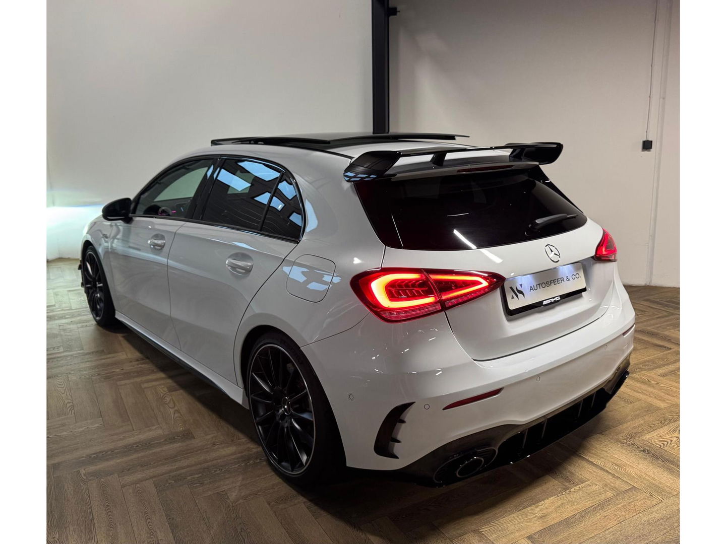 Mercedes-Benz A-Klasse AMG 35 4MATIC Edition 1 PANO KEYLESS