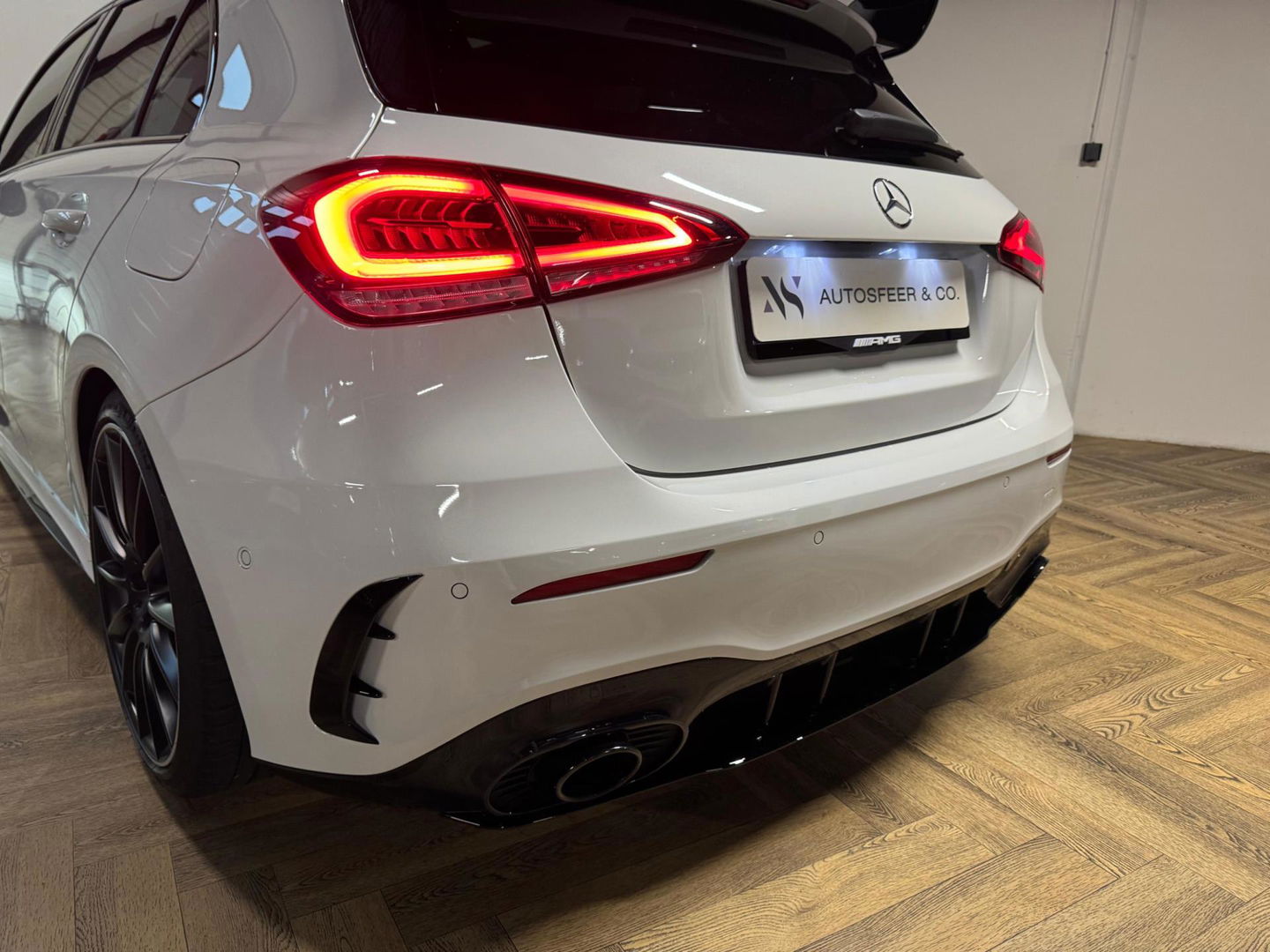 Mercedes-Benz A-Klasse AMG 35 4MATIC Edition 1 PANO KEYLESS