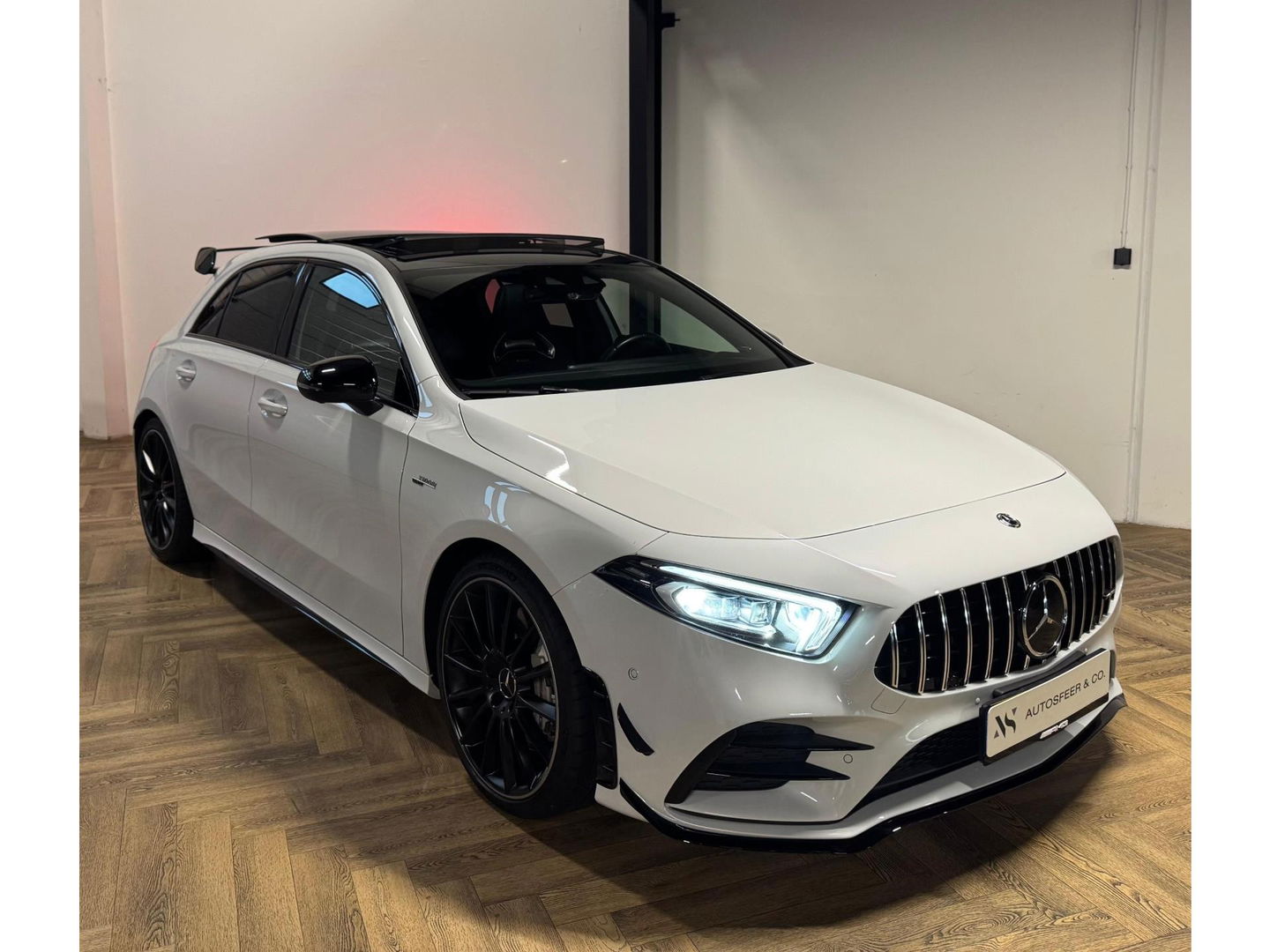 Mercedes-Benz A-Klasse AMG 35 4MATIC Edition 1 PANO KEYLESS