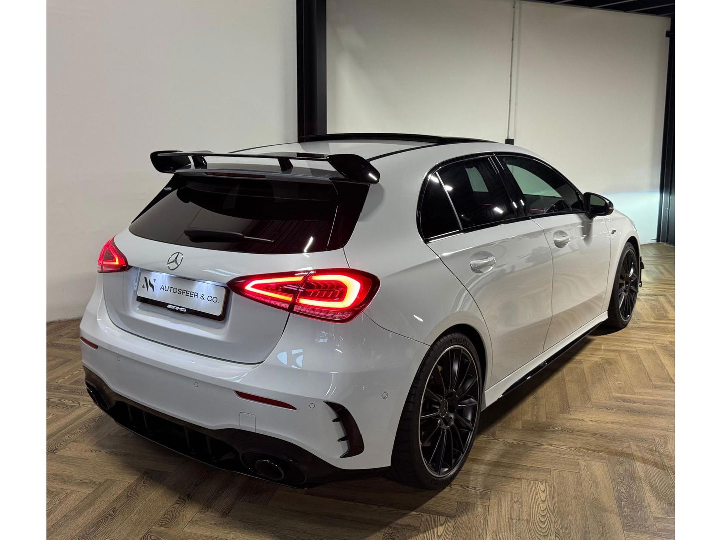 Mercedes-Benz A-Klasse AMG 35 4MATIC Edition 1 PANO KEYLESS