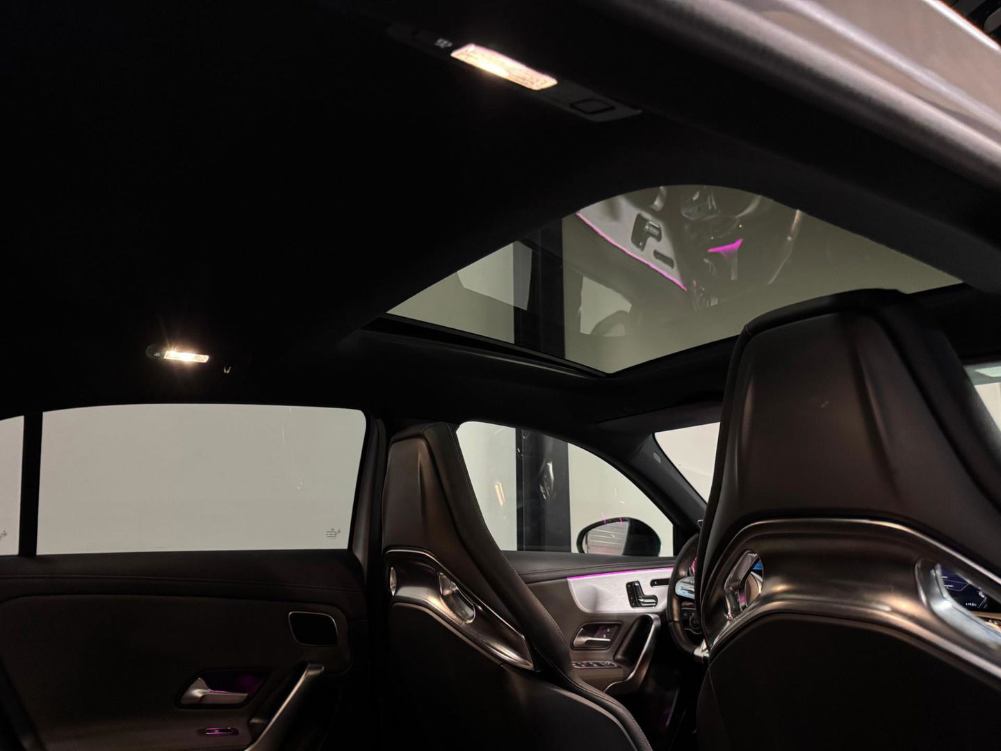 Mercedes-Benz A-Klasse AMG 35 4MATIC Edition 1 PANO KEYLESS