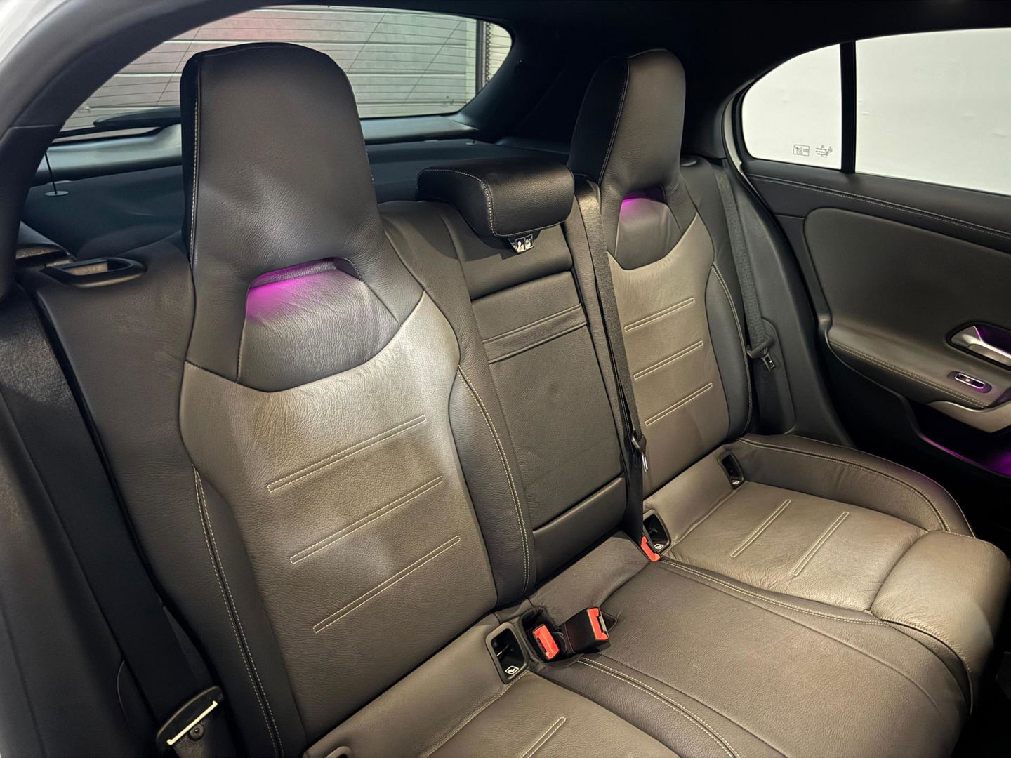 Mercedes-Benz A-Klasse AMG 35 4MATIC Edition 1 PANO KEYLESS