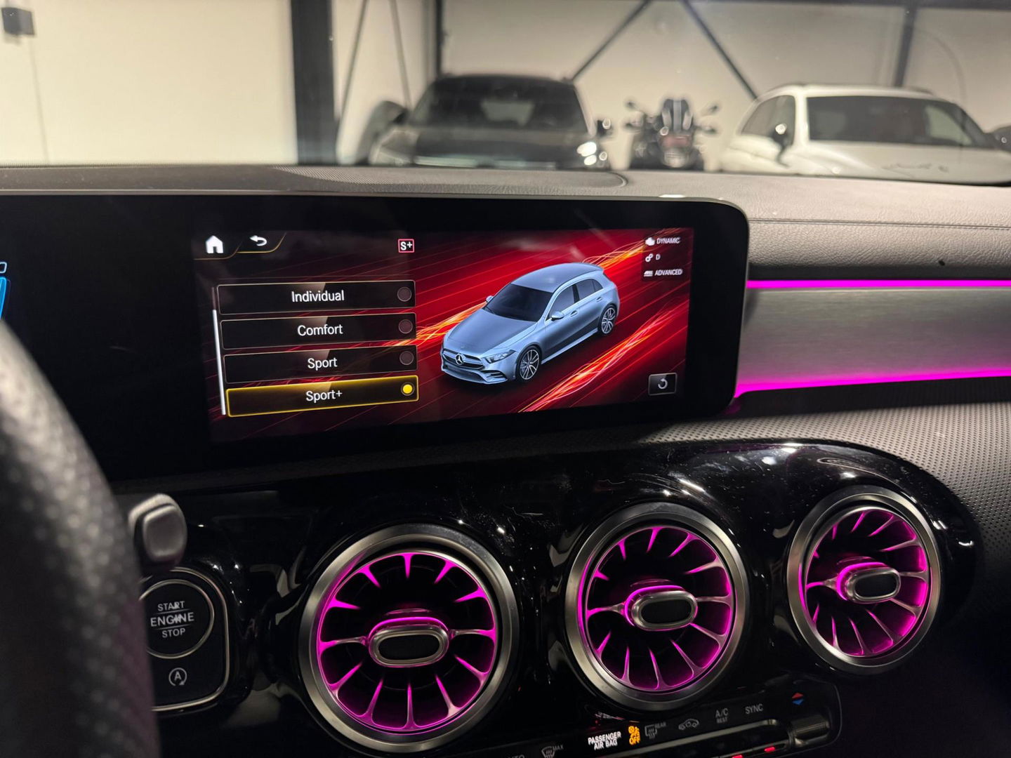 Mercedes-Benz A-Klasse AMG 35 4MATIC Edition 1 PANO KEYLESS