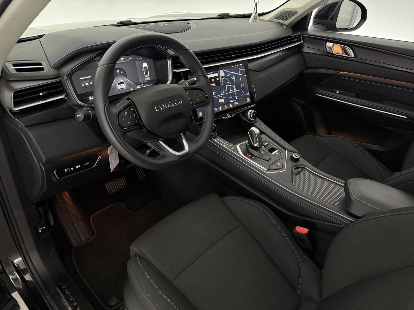 Lynk Co 01 1.5 | Pano | Sfeerver. | 360° | Virtual | Memory | Carplay | Adaptive Cruise | Dodehoek