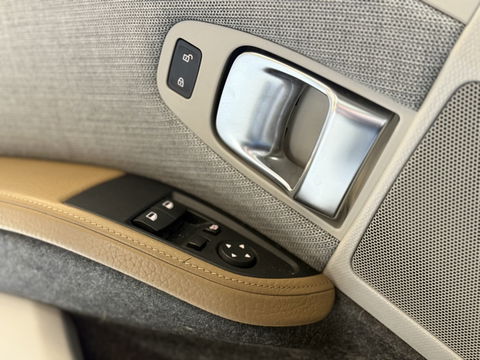 BMW i3 94Ah 170PK 33kWh / High Executive / Harman Kardon / LED *NAP*