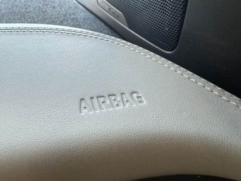 BMW i3 94Ah 170PK 33kWh / High Executive / Harman Kardon / LED *NAP*