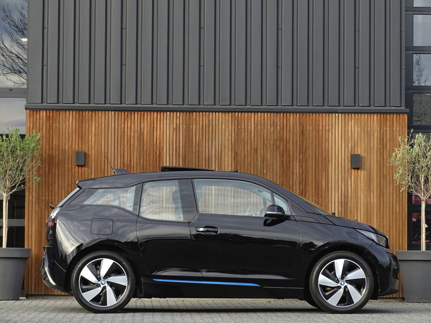 BMW i3 94Ah 170PK 33kWh / High Executive / Harman Kardon / LED *NAP*