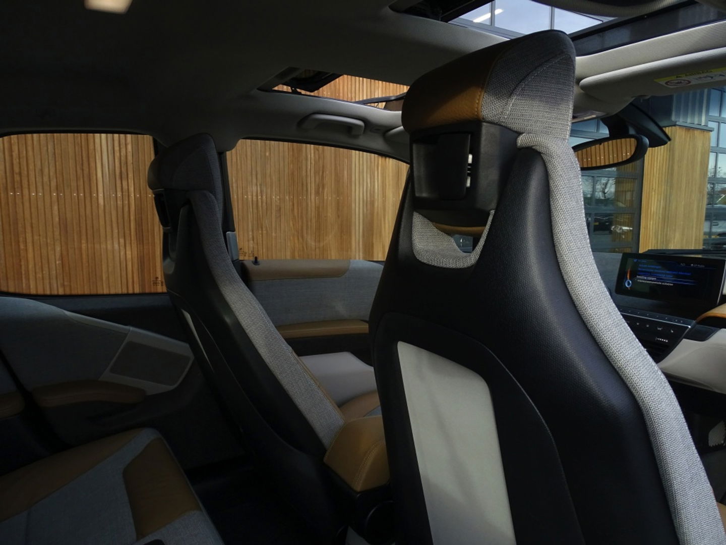 BMW i3 94Ah 170PK 33kWh / High Executive / Harman Kardon / LED *NAP*