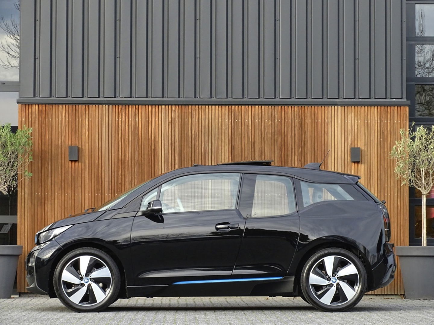 BMW i3 94Ah 170PK 33kWh / High Executive / Harman Kardon / LED *NAP*
