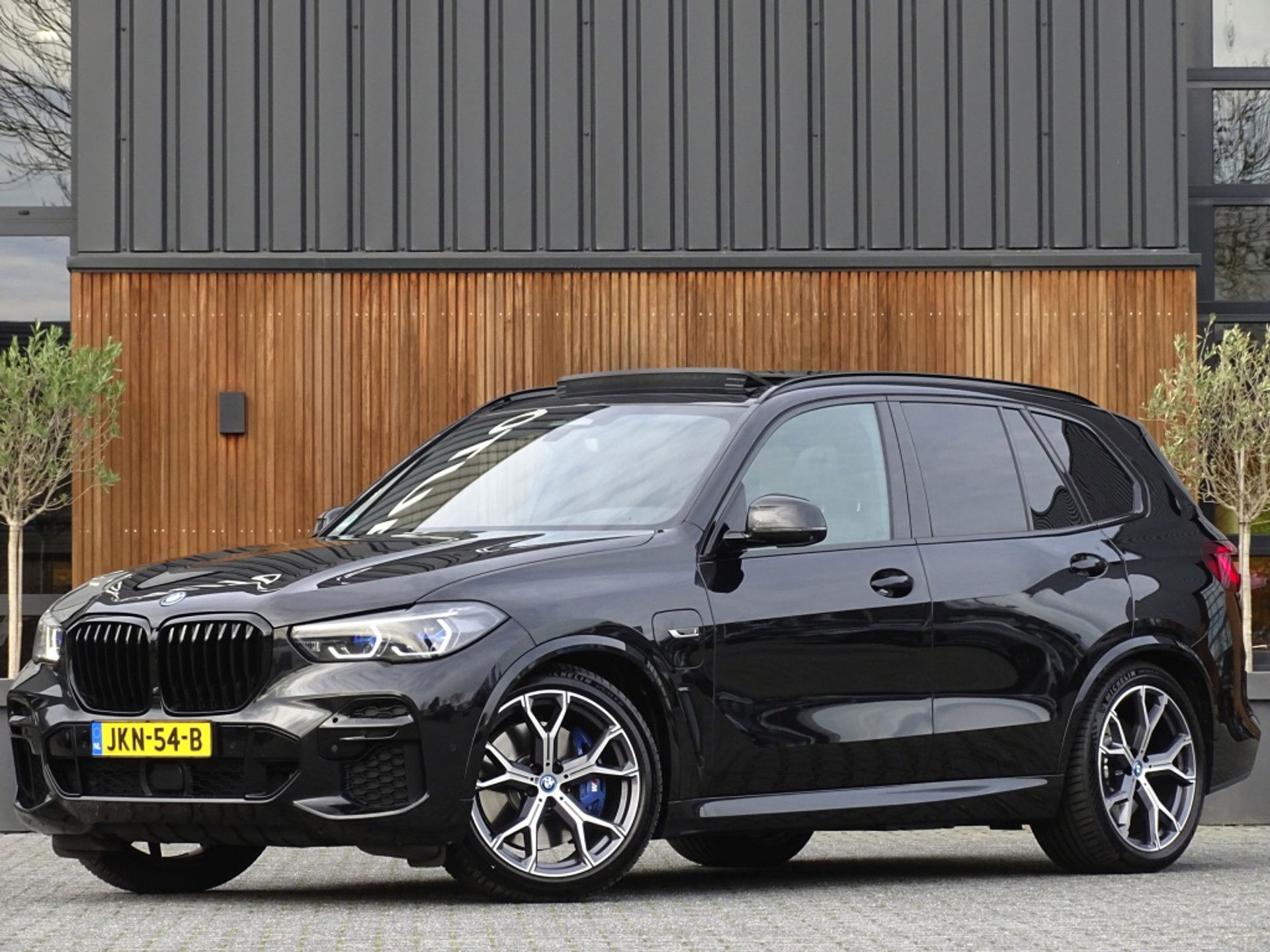 BMW X5 45e X-Drive 394PK / M-Sport / Individual / 360° / Laser / HK / 2