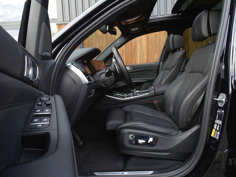 BMW X5 45e X-Drive 394PK / M-Sport / Individual / 360° / Laser / HK / 2