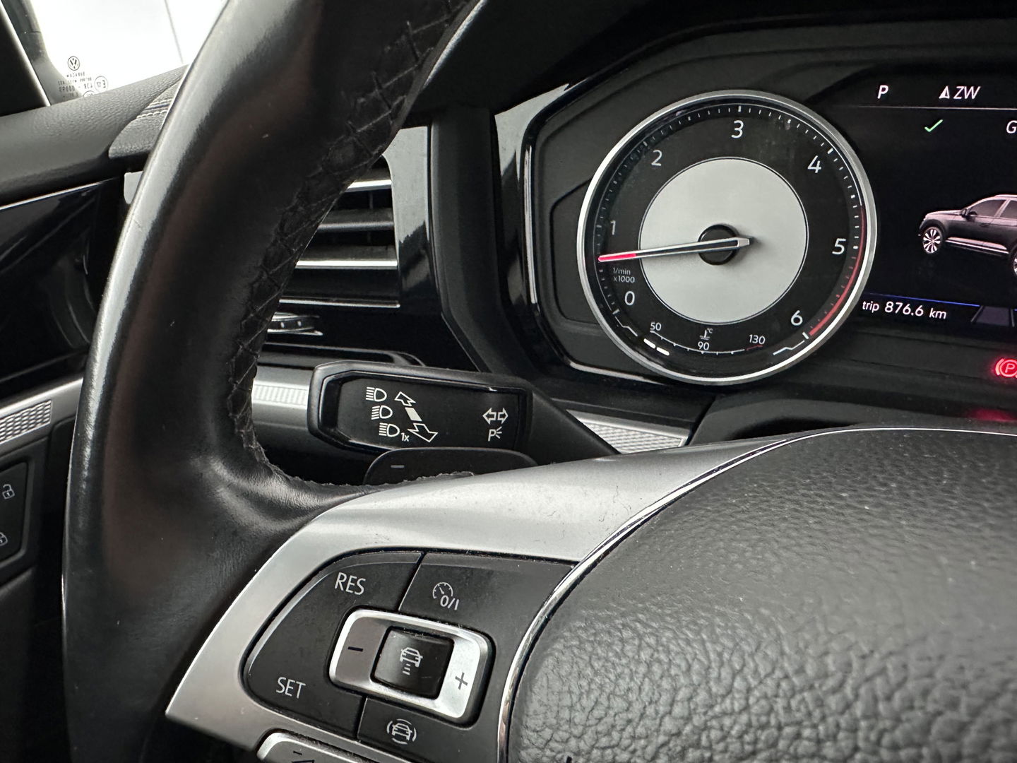 Volkswagen Touareg 3.0 TDI (INCL.BTW) Aut. *ADAPTIVE-CRUISE | LUXURY-LEATHER | FULL-LED | BLIND-SPOT | HEATED-COMFORTSEATS | AIR-SUSPENSION | KEYLESS | CAMERA | NAVI-FULLMAP | PRIVACY-GLASS | SHIFT-PADDLES | TOWBAR | 1