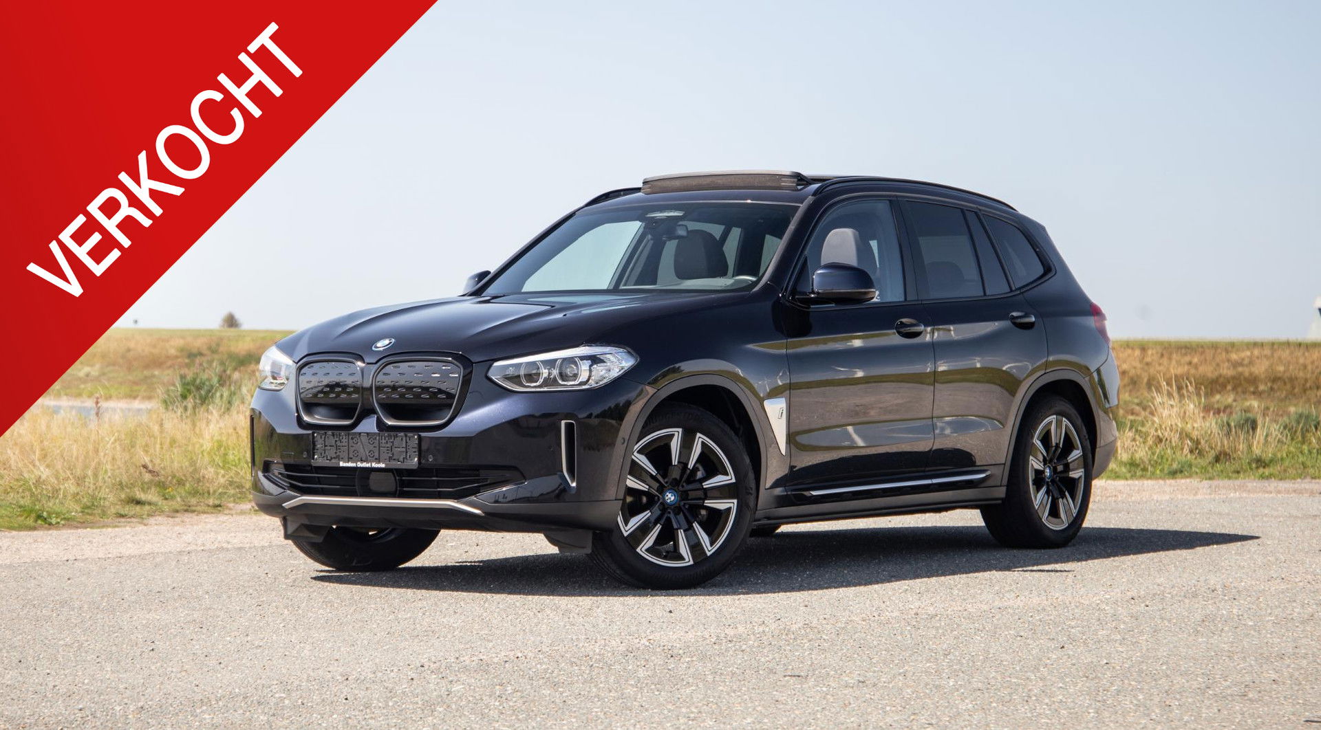 BMW iX3 High Executive 80 kWh PANORAMADAK / CARPLAY / BRUIN LEER / NAVI