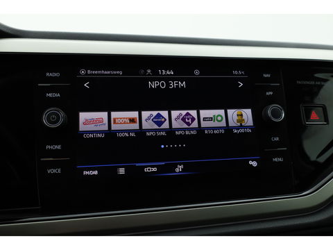 Volkswagen Taigo 1.0 TSI Life Business | Apple CarPlay | Navi | Travel Assist | Stoelverw. | PDC V+A