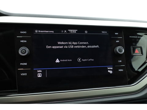 Volkswagen Taigo 1.0 TSI Life Business | Apple CarPlay | Navi | Travel Assist | Stoelverw. | PDC V+A