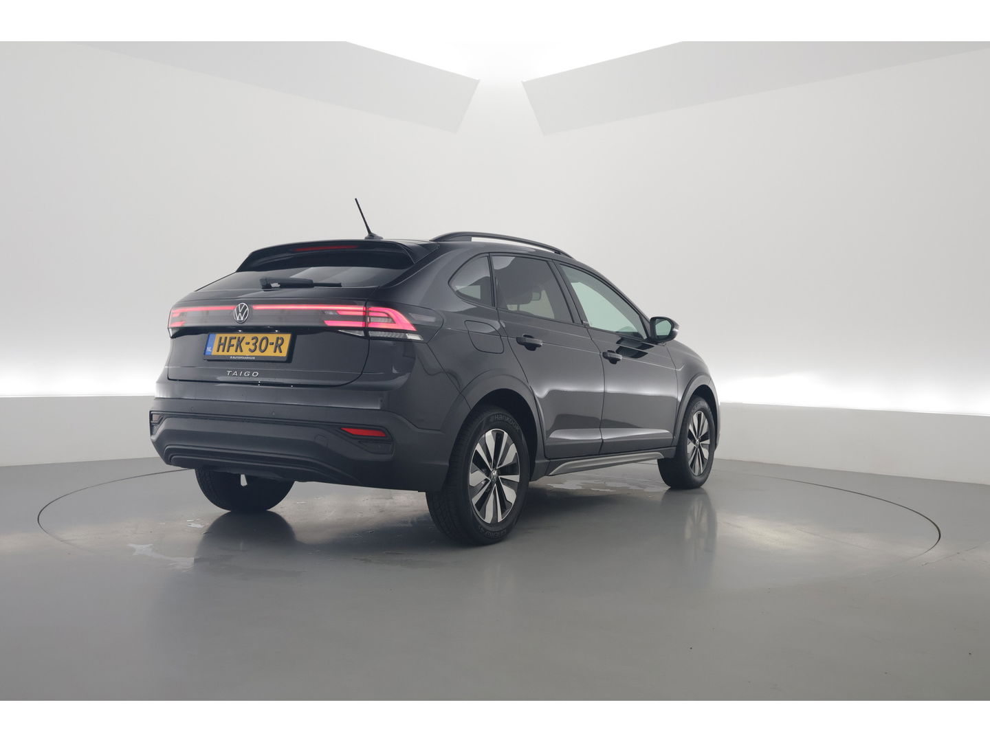 Volkswagen Taigo 1.0 TSI Life Business | Apple CarPlay | Navi | Travel Assist | Stoelverw. | PDC V+A