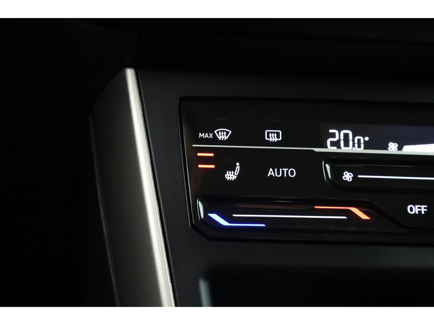 Volkswagen Taigo 1.0 TSI Life Business | Apple CarPlay | Navi | Travel Assist | Stoelverw. | PDC V+A