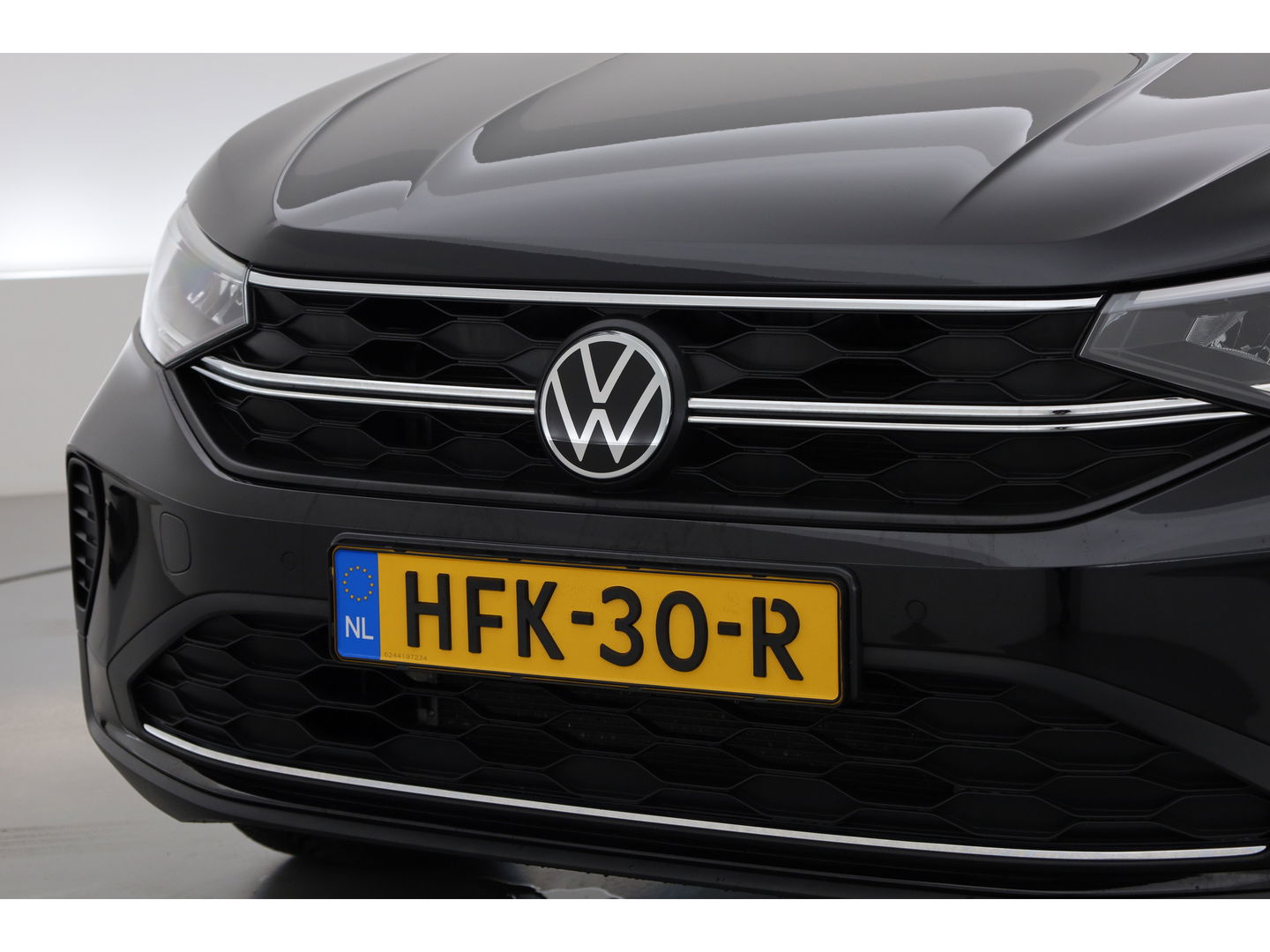 Volkswagen Taigo 1.0 TSI Life Business | Apple CarPlay | Navi | Travel Assist | Stoelverw. | PDC V+A