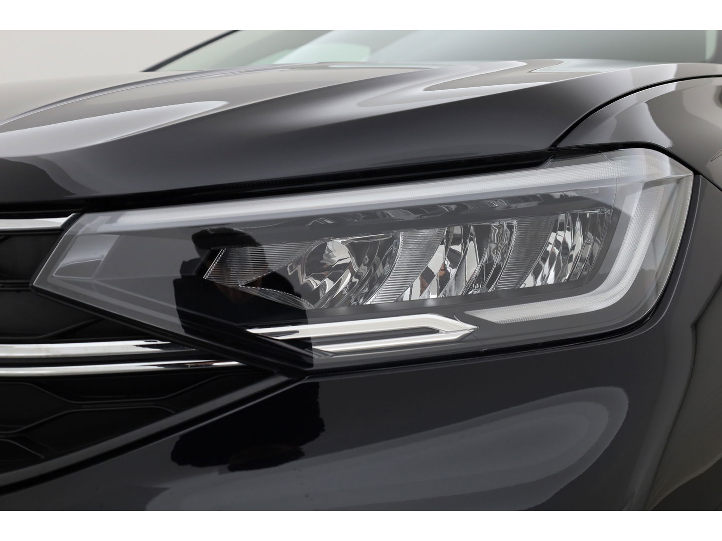 Volkswagen Taigo 1.0 TSI Life Business | Apple CarPlay | Navi | Travel Assist | Stoelverw. | PDC V+A