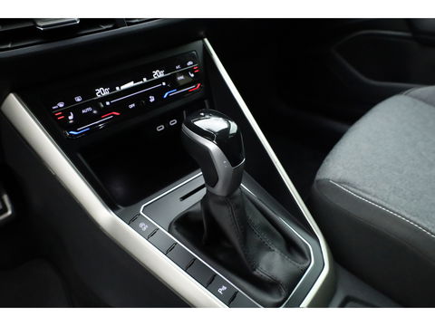 Volkswagen Taigo 1.0 TSI Life Business | Apple CarPlay | Navi | Travel Assist | Stoelverw. | PDC V+A