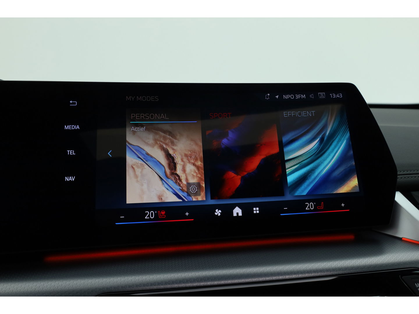 BMW X1 xDrive30e M Sport | Pano | Elek. trekhaak | HUD | Keyless | 360cam | Stoel- Stuurverw. | H&K