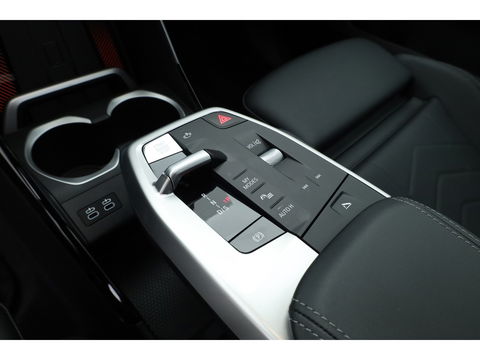 BMW X1 xDrive30e M Sport | Pano | Elek. trekhaak | HUD | Keyless | 360cam | Stoel- Stuurverw. | H&K