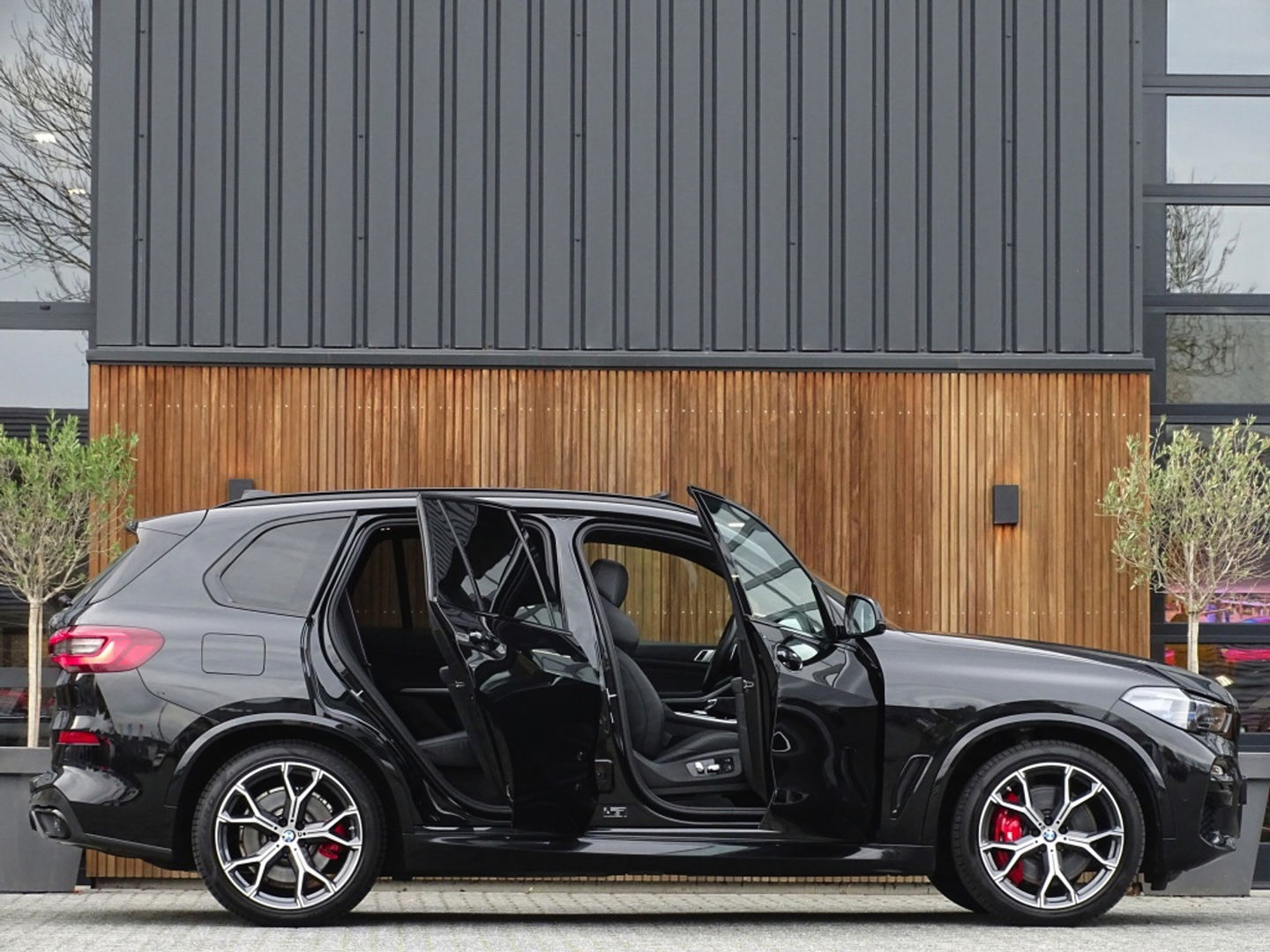 BMW X5 45e X-Drive M-Sport / Individual / Carbon / B&W / 360° / Laser