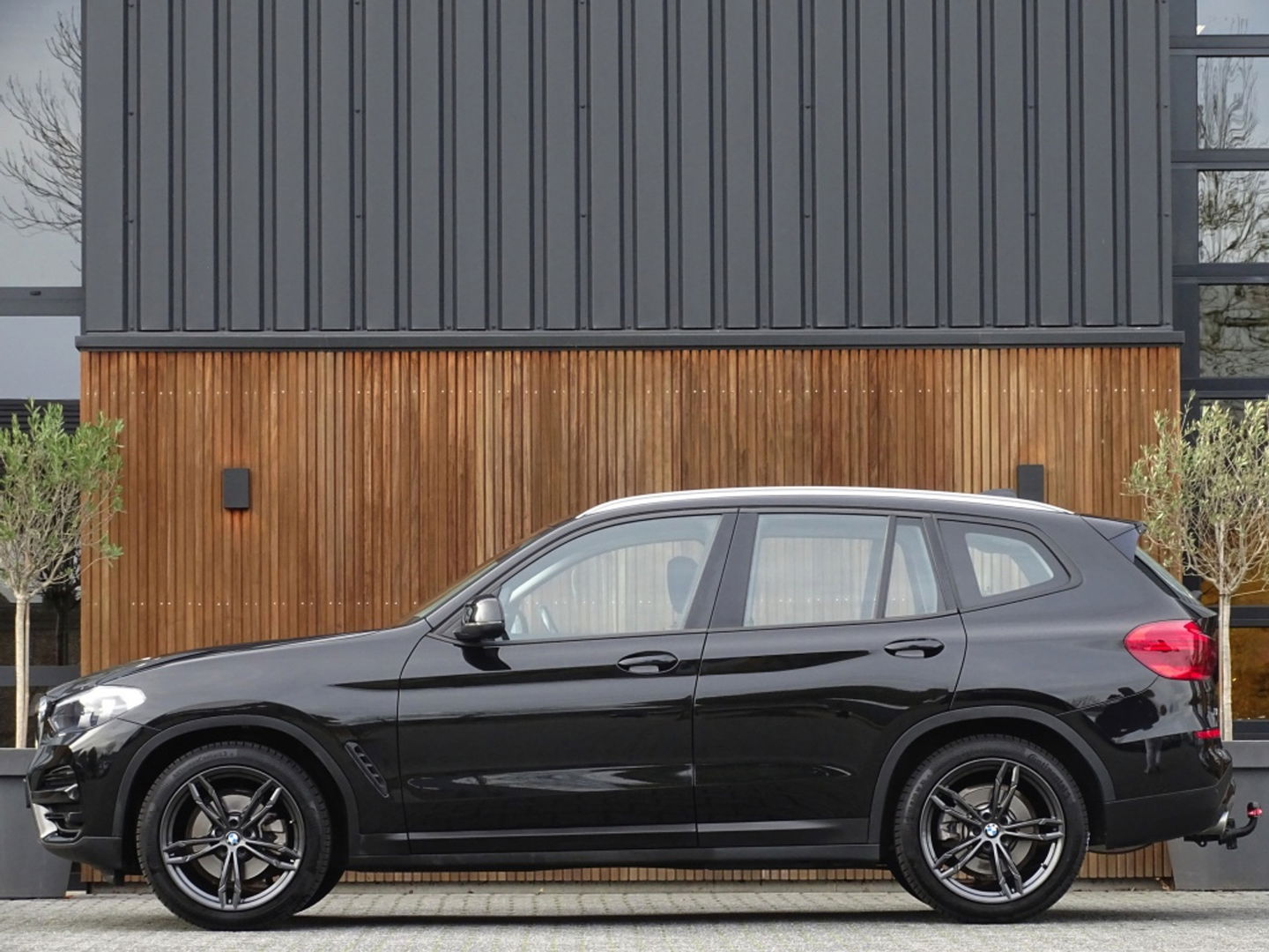 BMW X3 xDrive20i 184PK automaat / I-Drive / trekhaak / LED