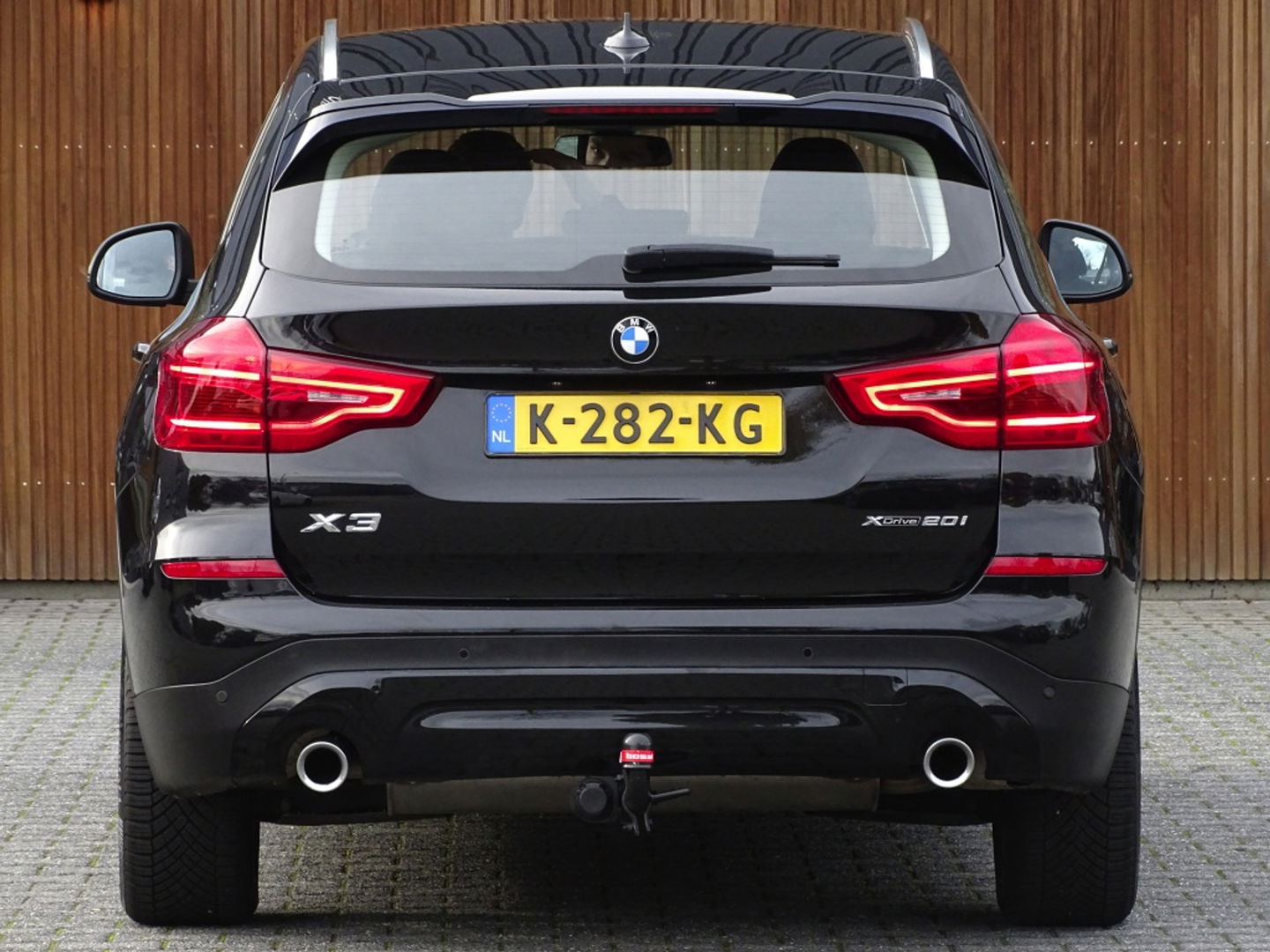 BMW X3 xDrive20i 184PK automaat / I-Drive / trekhaak / LED