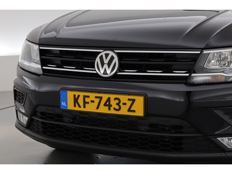 Volkswagen Tiguan 1.4 TSI Connected Series | Pano | Elek. Trekhaak | Massage | CarPlay | Stoelverw. | Navi | Cruise Contr.