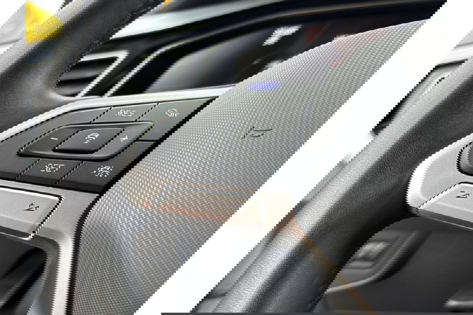 Volkswagen Polo 1.0 TSI AUTOMAAT 115PK GOAL EDITION NAVI PDC LMV ADAPCRUISE