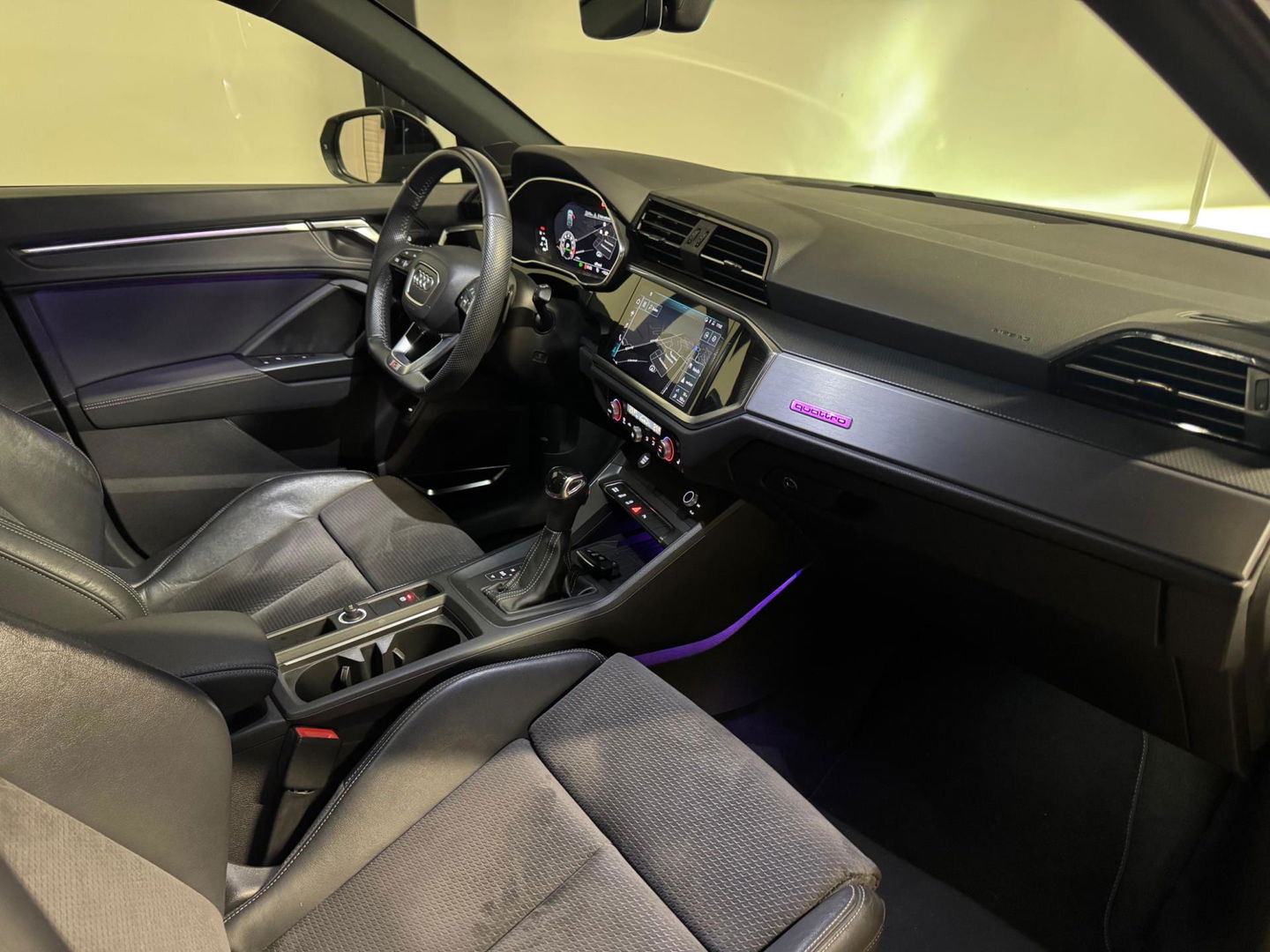 Audi Q3 Sportback 45 TFSI quattro S-LINE PANO KEYLESS