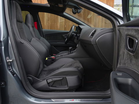 SEAT Leon 2.0 TSI CUPRA 300 F1 DSG / panoramadak / Beats / LED