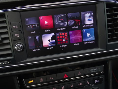 SEAT Leon 2.0 TSI CUPRA 300 F1 DSG / panoramadak / Beats / LED