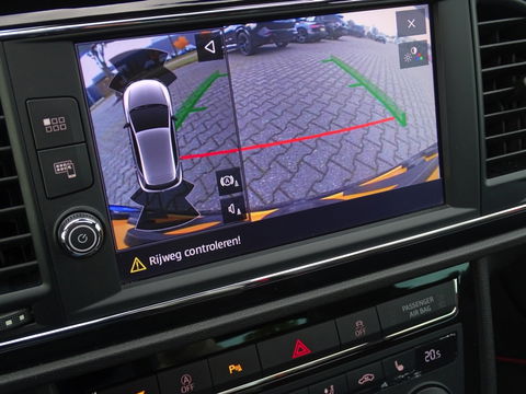 SEAT Leon 2.0 TSI CUPRA 300 F1 DSG / panoramadak / Beats / LED