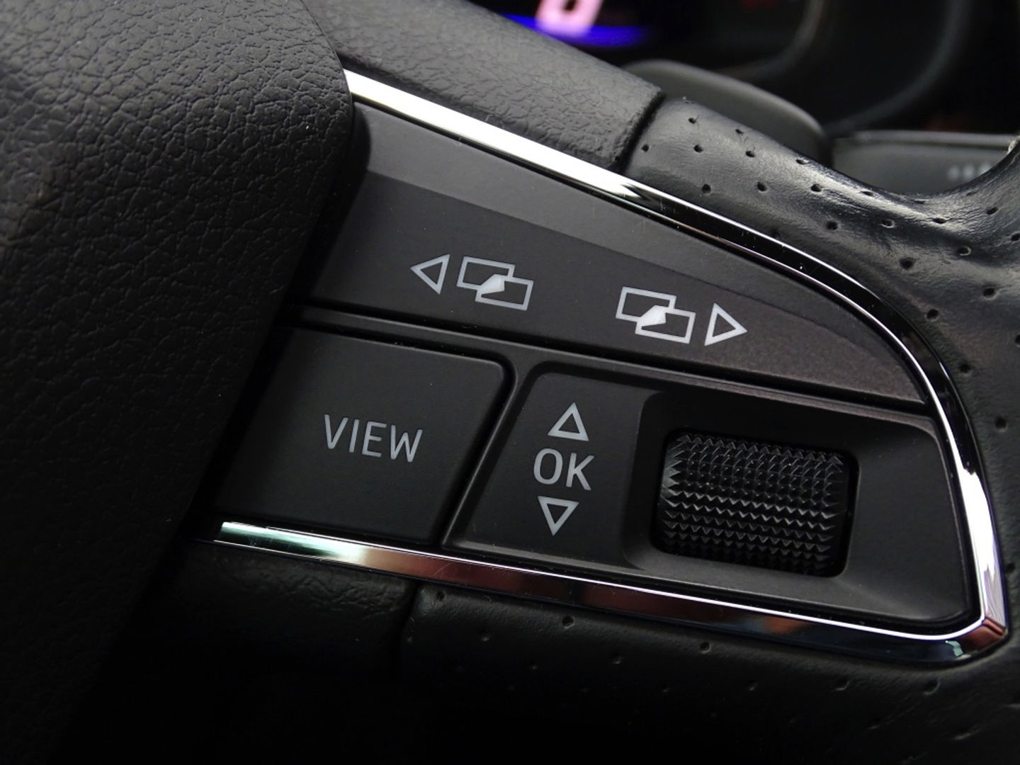 SEAT Leon 2.0 TSI CUPRA 300 F1 DSG / panoramadak / Beats / LED