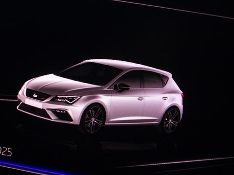 SEAT Leon 2.0 TSI CUPRA 300 F1 DSG / panoramadak / Beats / LED