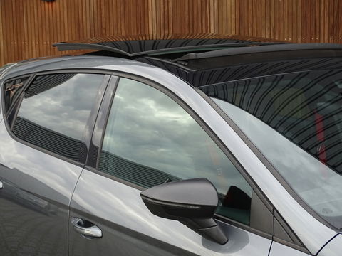 SEAT Leon 2.0 TSI CUPRA 300 F1 DSG / panoramadak / Beats / LED