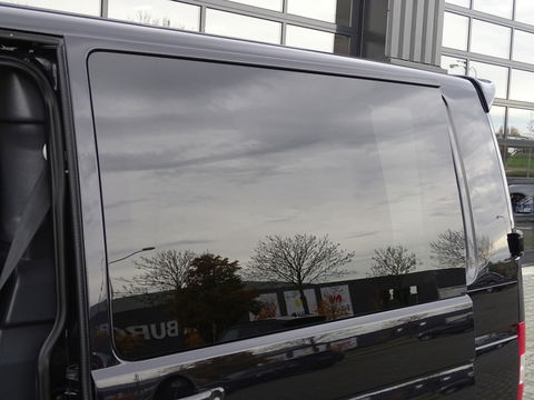 Volkswagen Transporter 2.0 TDI L2H1 Com. dubbel cabine / LED