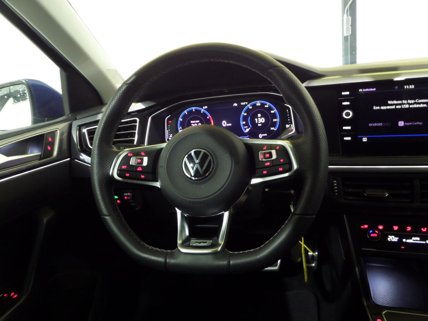 Volkswagen Polo 1.5 TSI 150PK DSG Highline R-Line "Origineel NL!" Automaat! Virtual Full-LED Camera 18"Velgen Apple-Carplay