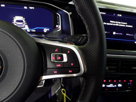 Volkswagen Polo 1.5 TSI 150PK DSG Highline R-Line "Origineel NL!" Automaat! Virtual Full-LED Camera 18"Velgen Apple-Carplay