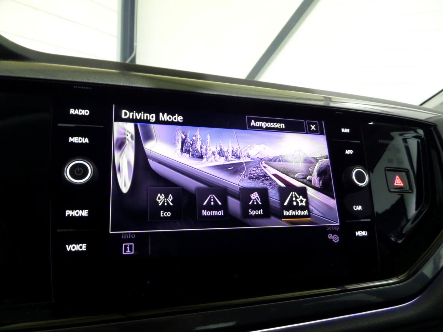 Volkswagen Polo 1.5 TSI 150PK DSG Highline R-Line "Origineel NL!" Automaat! Virtual Full-LED Camera 18"Velgen Apple-Carplay