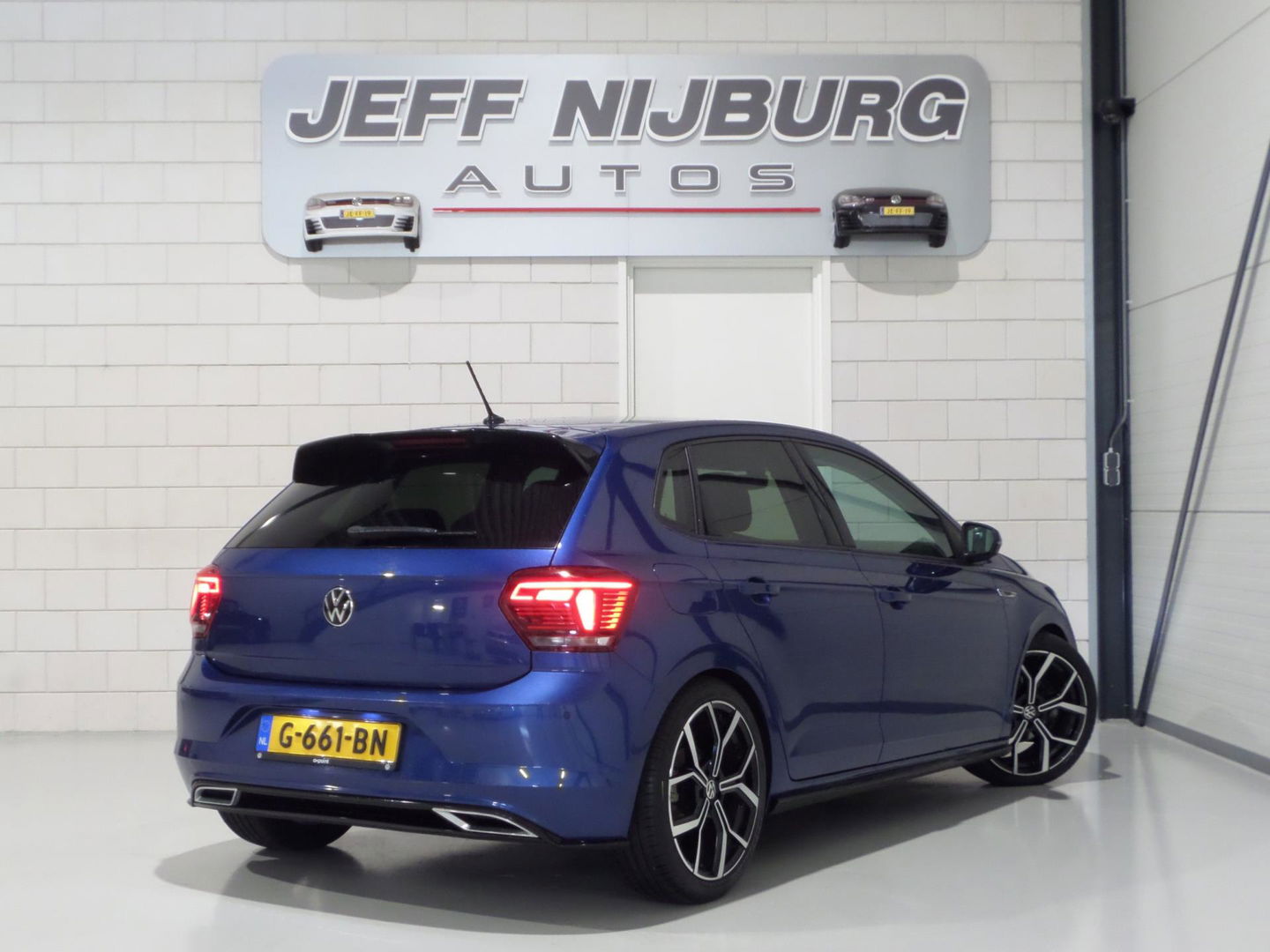 Volkswagen Polo 1.5 TSI 150PK DSG Highline R-Line "Origineel NL!" Automaat! Virtual Full-LED Camera 18"Velgen Apple-Carplay