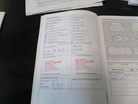 Volkswagen Golf 1.2 TSI Highline Apple-Carplay Stoelverwarming Parkeersensoren Navigatie Bluetooth Cruise-control Wireless-carplay