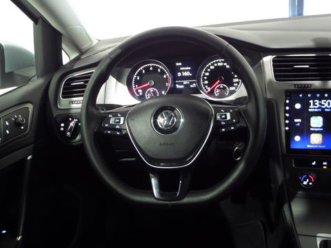 Volkswagen Golf 1.2 TSI Highline Apple-Carplay Stoelverwarming Parkeersensoren Navigatie Bluetooth Cruise-control Wireless-carplay