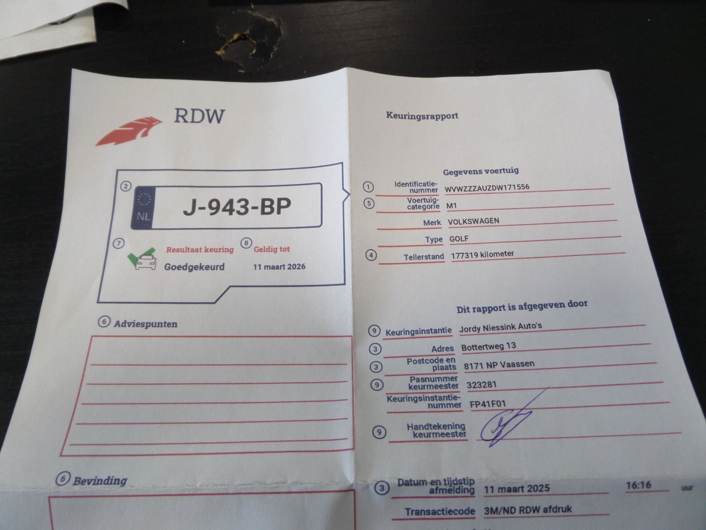 Volkswagen Golf 1.2 TSI Highline Apple-Carplay Stoelverwarming Parkeersensoren Navigatie Bluetooth Cruise-control Wireless-carplay